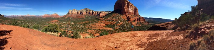 sedona-bell-rock-pano